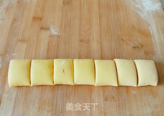 南瓜花样馒头的做法步骤:19