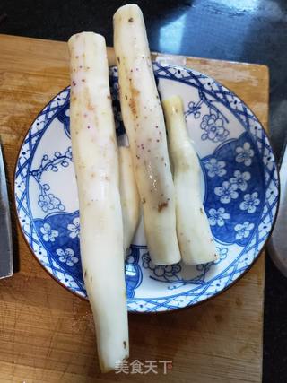 隔沙肉煲胡萝卜山药汤的做法步骤:6