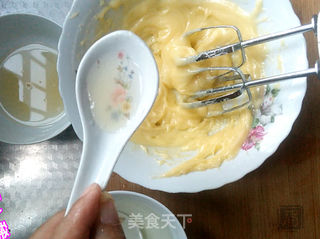 自制蛋黄酱(沙拉酱)的做法步骤:5