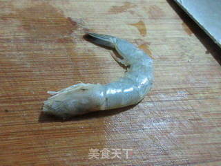 避风塘炒虾（山寨版）的做法步骤：2