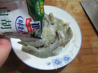 避风塘炒虾（山寨版）的做法步骤：4