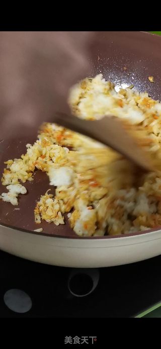 蟹粉炒饭的做法步骤:7