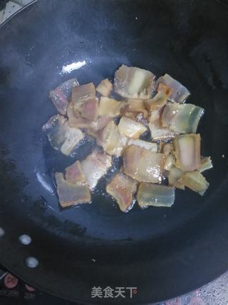 腌萝卜干炒腊肉的做法步骤:4