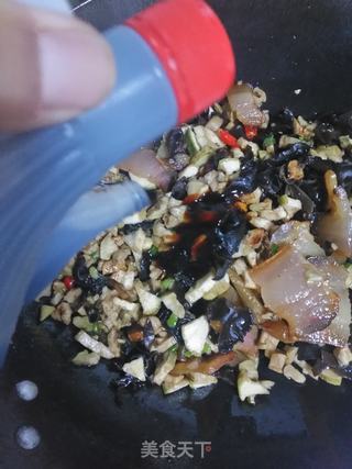 腌萝卜干炒腊肉的做法步骤:9