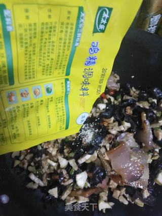 腌萝卜干炒腊肉的做法步骤:10