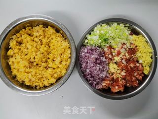猪肉酸菜饺子的做法步骤:7