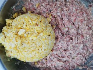 猪肉酸菜饺子的做法步骤:9
