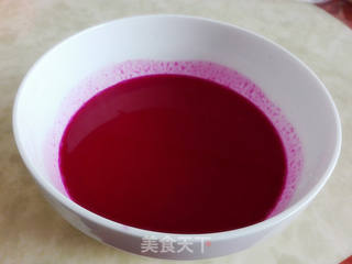 火龙果椰汁千层马蹄糕的做法步骤:3