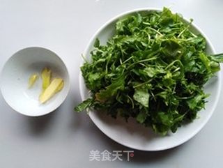 羊肉鸭血荠菜汤的做法步骤:3