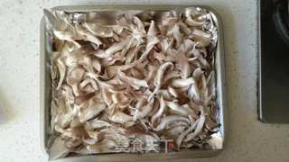 媲美烧烤店的烤鲜蘑,做法其实很简单,吃了不后悔的做法步骤:2