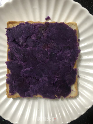 紫薯鸡蛋三明治的做法步骤：6