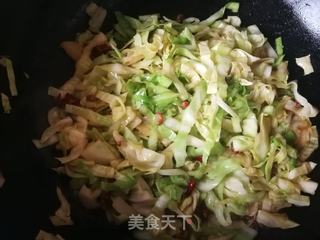 家常炒包菜的做法步骤：8