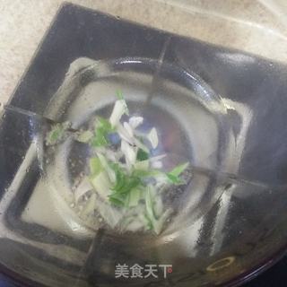 辣白菜煮玉米喳面的做法步骤:4