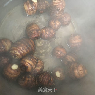 芋头炖柴鸡的做法步骤：7