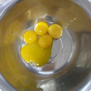 蔓越莓戚风蛋糕的做法步骤:2