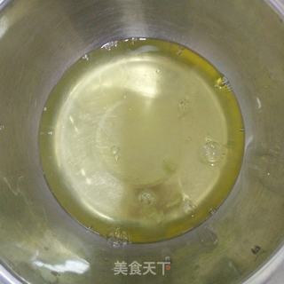 蔓越莓戚风蛋糕的做法步骤:5