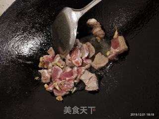 白萝卜炒牛肉的做法步骤：3