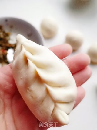 腌菜肉末包的做法步骤:10