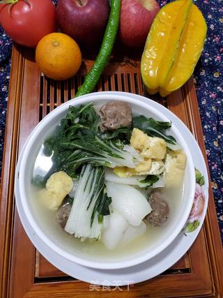 奶白菜油豆腐丸子煲的做法步骤：7