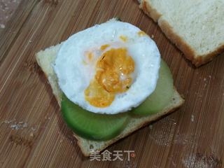 鸡蛋青萝卜三明治的做法步骤:5