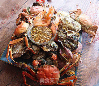 蒸汽河蟹小海鲜的做法步骤:8