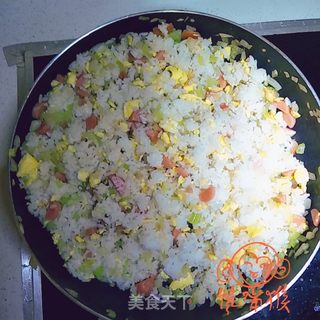 西芹鸡蛋炒米饭的做法步骤:10