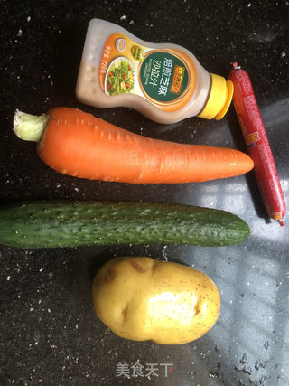 土豆泥沙拉的做法步骤：1