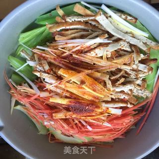 油豆腐丝拌西芹的做法步骤：6