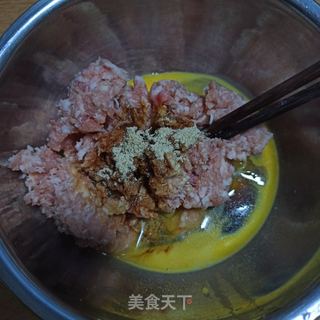 猪肉茴香饺子的做法步骤:2