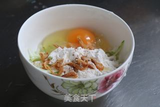 萝卜丝虾仁饼的做法步骤：5