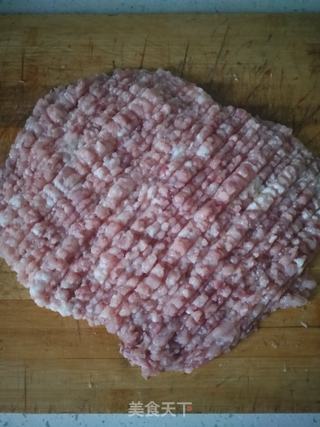 酸菜饺子的做法步骤:2