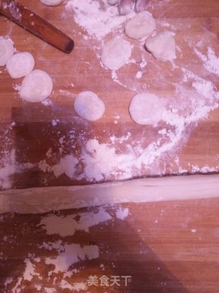 酸菜饺子的做法步骤:15