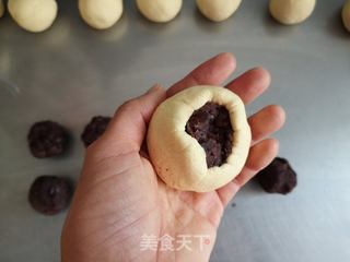 红豆馅粘豆包的做法步骤:7