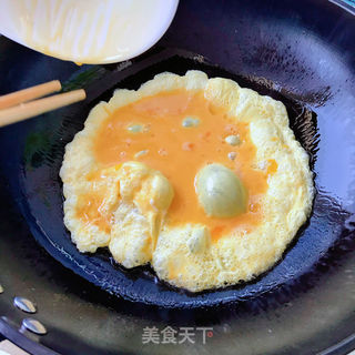香菇菠菜鸡蛋面的做法步骤:5