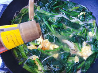 香菇菠菜鸡蛋面的做法步骤:14