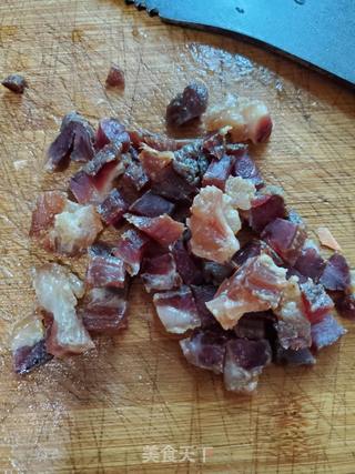 腊肉红薯饭的做法步骤:4