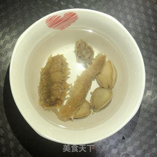 海参鲍鱼粥的做法步骤：2