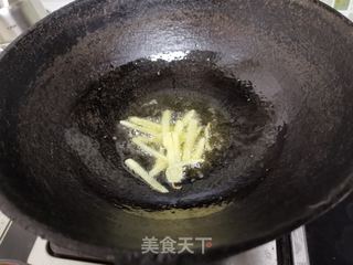 鸡蛋青菜热汤面的做法步骤：2