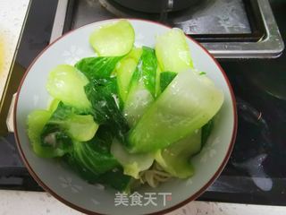 鸡蛋青菜热汤面的做法步骤：10