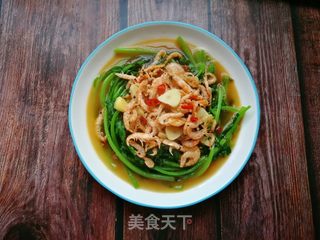 快手小炒：小红虾泼茼蒿的做法步骤：10