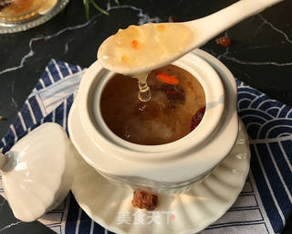 桃胶皂角米雪燕红枣银耳汤的做法步骤:11