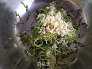 凉拌角瓜丝的做法步骤:5
