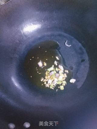 芹菜炒鸡胸肉的做法步骤:3