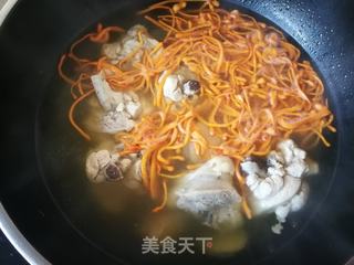 虫草花鸡腿汤的做法步骤:9