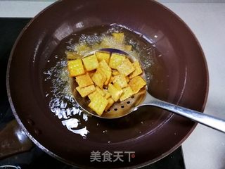嘎嘣脆的小米锅巴的做法步骤:9
