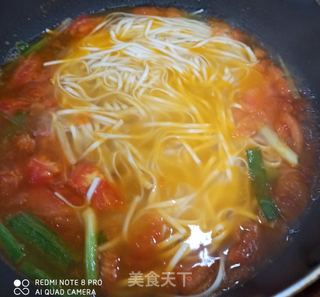 西红柿汤面的做法步骤：4