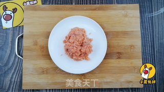 宝宝生鲜，三文鱼蒸饭，适合8个月➕宝宝食用【小鹿优鲜】的做法步骤：2