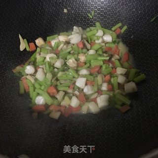 “快手小炒”鲜贝炒三丁的做法步骤：13