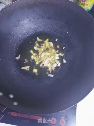 油菜炒木耳的做法步骤:5