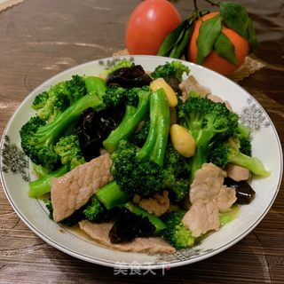 肉片木耳白果炒西兰花的做法步骤：8